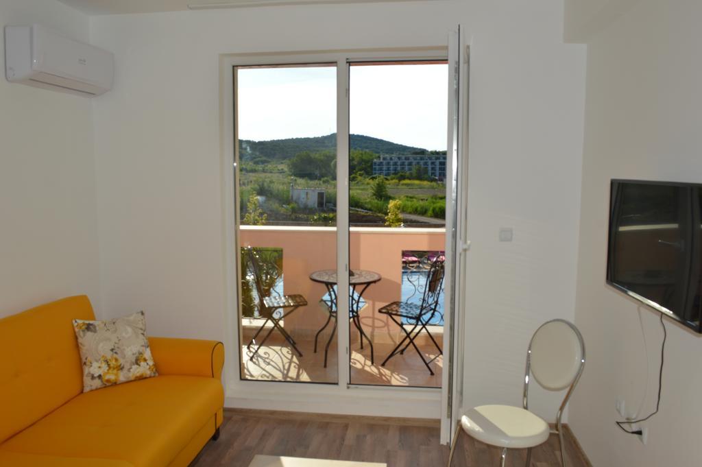 Gitea Saint Johan Apartments Sozopol Buitenkant foto